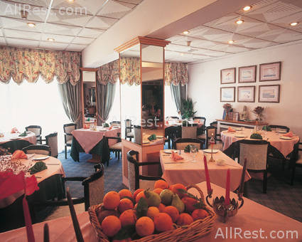 Jasmine Hotel Apts 11